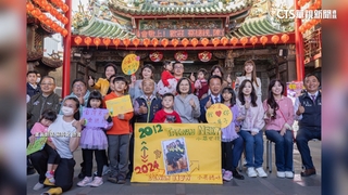 5月卸任！走春發福袋　蔡英文遇支持者熱情好感動