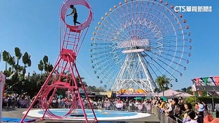 年初三回暖出遊去！中部樂園湧人潮　財神陪跳「科目三」