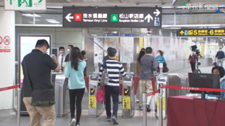 綠線尖峰時段「班距等6分鐘」惹怨　北捷：並非所有車次