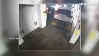 「大怒神」模式？　機械停車格突下墜　嚇壞車主