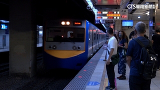 婦人台鐵落軌　18歲男學生跳下月台成功救人