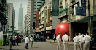 台南「紅球計畫」接棒黃色小鴨！　 3/29至4/7 連續10天在10個不同地點展出