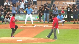 多明尼加系列賽　「神之右手+老爹」聯手開球！