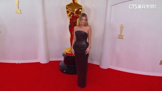 奧斯卡紅毯爭豔　楊紫瓊戴台灣品牌珠寶登場