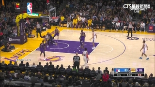 湖人21次失誤還是贏　睽違4年首勝76人