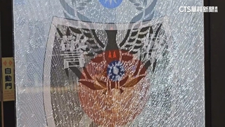 桃園爆警匪槍戰！警中彈負傷反擊12槍　歹徒落網