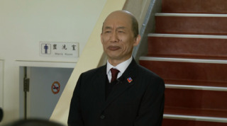 郭子乾扮韓國瑜現身立院！　想合體遭韓辦婉拒