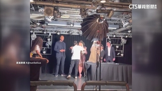 碧昂絲現身東京快閃簽名會　與粉絲互動熱絡