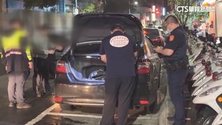男遇租車糾紛報案　警意外查獲車內藏槍毒