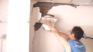 永和50年老屋牆震裂　判「非危樓」1家5口難安心住