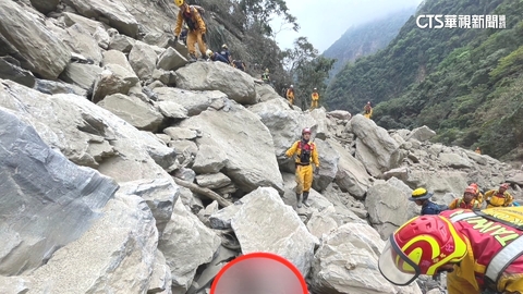 砂卡礑步道不幸消息 2人遭土石堆重壓無生命跡象