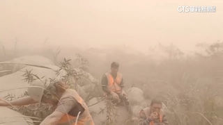 死裡逃生！　中橫公路清潔員：石頭就在眼前亂飛