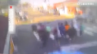 15秒內18人逃死劫！　北濱早餐店老闆：心血全沒了