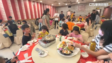 西寶國小50師生5天終脫困 許淑華慰勞「豐盛晚餐」