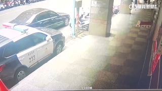 新北少年不滿被打　駕車衝撞工程行開4槍後投案