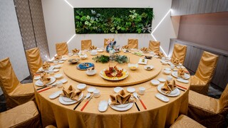 北市府員工餐廳「府宴」食材放到過期　遭重罰208萬、終止契約