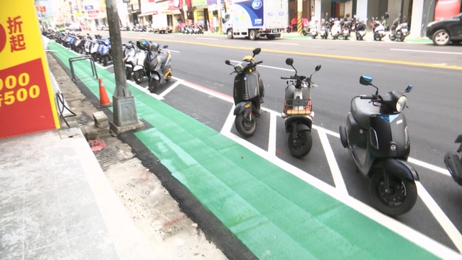 逢甲夜市增設「綠色人行道」　Cheap：終於邁出了第一步 | 華視新聞