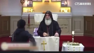 澳15歲少年持利器刺主教　駭人畫面網路直播