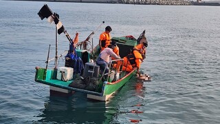 左營軍港外海「驚見2浮屍」　高雄海巡打撈上岸