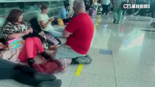 杜拜機場鬧水患　「轉機航班」遭延誤.取消