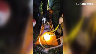 急中生智！男墜谷困10天　鋸斷水管引村民獲救