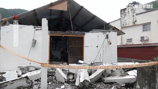 餘震毀豐濱磯崎村天主堂　門口梁柱全震垮