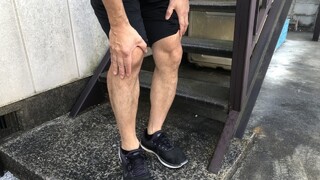 50歲壯男膝蓋有「喀喀」怪聲　醫揭半月板損傷4大症狀