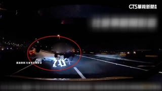 國道自撞5人傷「沒放警示牌」　險害後車追撞