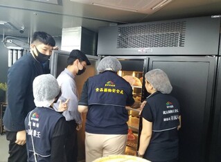 中市食安處啟動「和牛餐廳稽查專案」　未發現逾期肉品、7家衛生限期改善