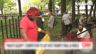 川普封口費案開庭　代排搶旁聽1小時台幣1620