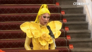 變裝皇后妮妃雅總統府表演　哽咽謝蔡英文