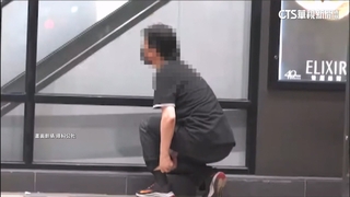 西門町男樓梯旁「綁鞋帶」疑偷窺　警：將加強巡邏