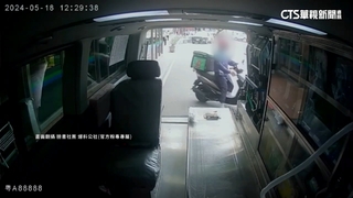 外送員醫院違停送餐　救護車駕駛提醒遭丟垃圾