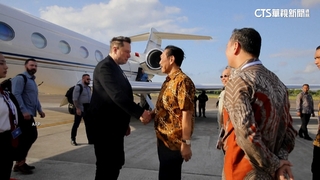 馬斯克訪峇里島　偕印尼總統啟用星鏈服務