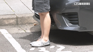 男肉身占位和駕駛爆口角　臀部頂車尾還喊告