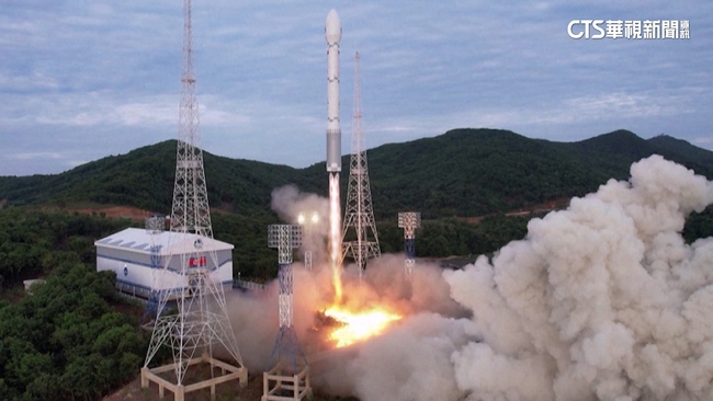 北韓發射偵察衛星「宣告失敗」 升空2分鐘爆炸 | 華視新聞