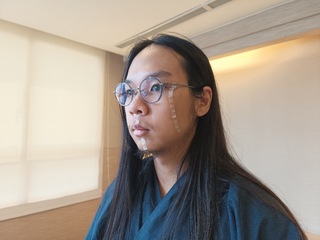 中捷英雄長髮哥出院了！ 親拍影片曝「住院10天恢復良好」