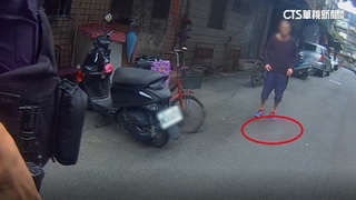 嚇！新莊男持2利器逛大街　警壓制.依恐嚇公眾罪偵辦