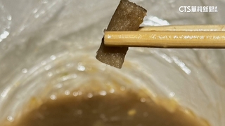 噁心！民眾控滷味吃到菸蒂濾嘴　致電業者尚未回應
