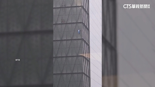 波蘭版蜘蛛人！　無繩索徒手攀阿根廷30層高樓