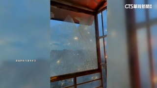 驚險！　三芝宮廟遶境放煙火　民宅8樓玻璃遭炸破