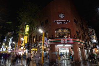 沒停電！1500家7-11「凌晨關招牌燈」 1年省逾96萬度電