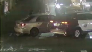 毒品通緝犯拒檢逃逸！　遭警上銬突口吐白沫亡