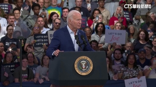 拜登承認不再年輕　激動握拳誓言嬴得選舉