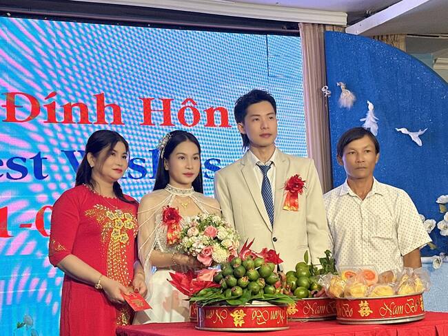 40歲髮型師娶18歲越南女子被轟「人口買賣」　本人現身解釋 網讚翻 | 華視新聞