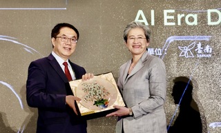 行銷台南力促科技廠投資   黃偉哲蟬聯6都首長好感度第一