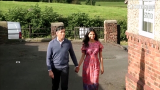 英國會改選結果明出爐！　首相蘇納克偕妻投票