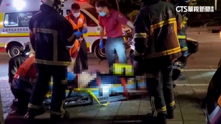 失控前有異狀！小黃衝人行道撞飛2騎士　駕駛不治