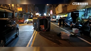 酒駕釀7連撞！　車身飛起側翻　女酒測值0.45超標
