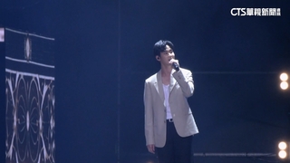 金秀賢見面會高歌「淚之女王」插曲　粉絲嗨翻